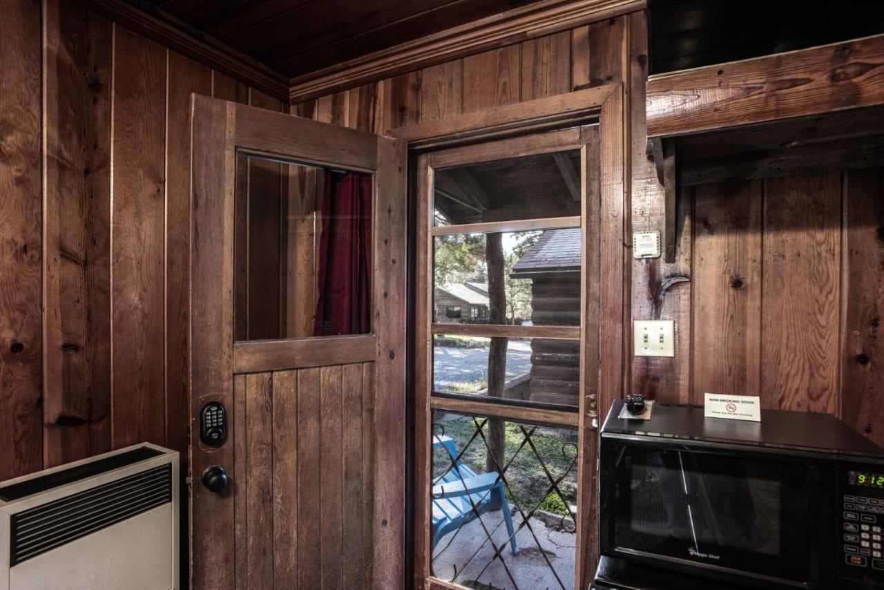 Apache Village 7, Queen Bed, Midtown, Sleeps 2 Ruidoso Extérieur photo