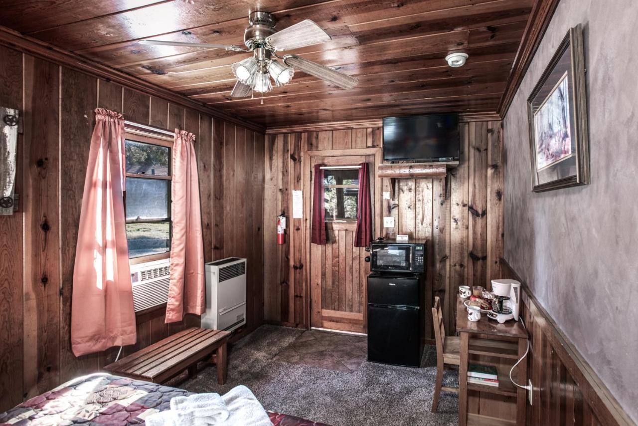 Apache Village 7, Queen Bed, Midtown, Sleeps 2 Ruidoso Extérieur photo