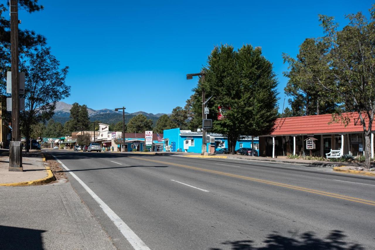 Apache Village 7, Queen Bed, Midtown, Sleeps 2 Ruidoso Extérieur photo